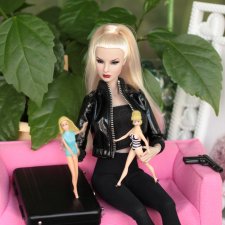 Немного о персонажах) (девочки)