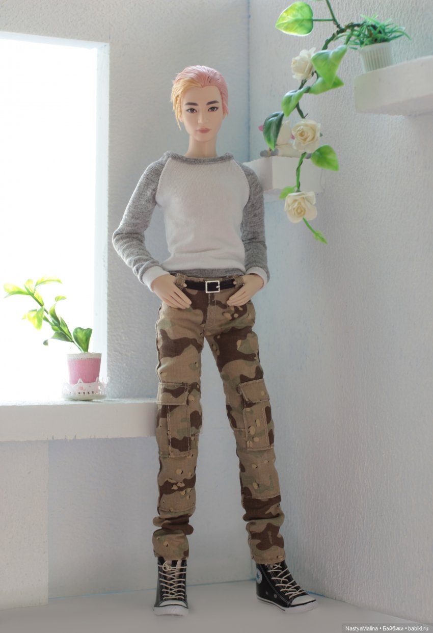 Появление ещё одного новенького