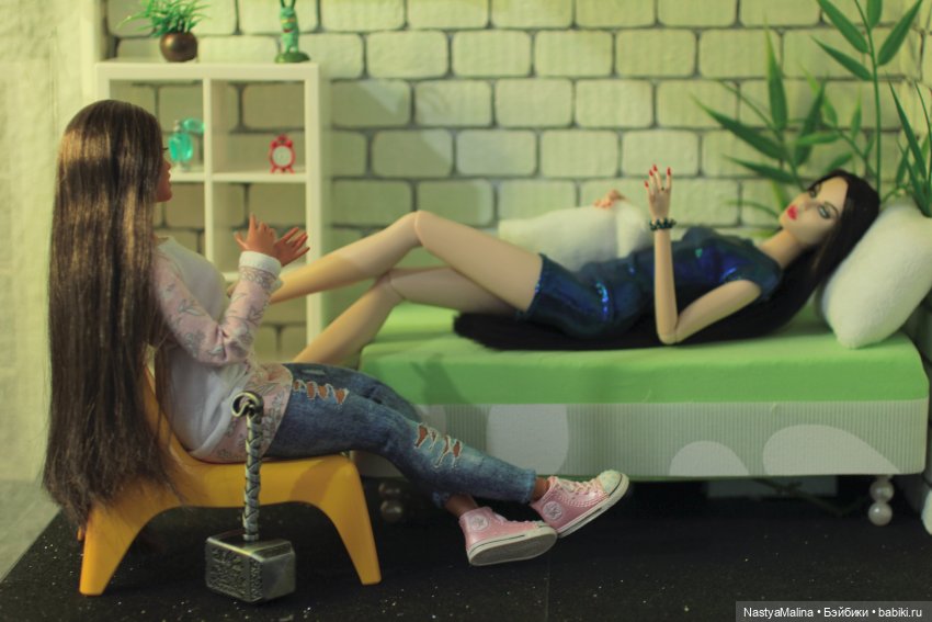 Райна с нервным срывом у психолога (фото 4)