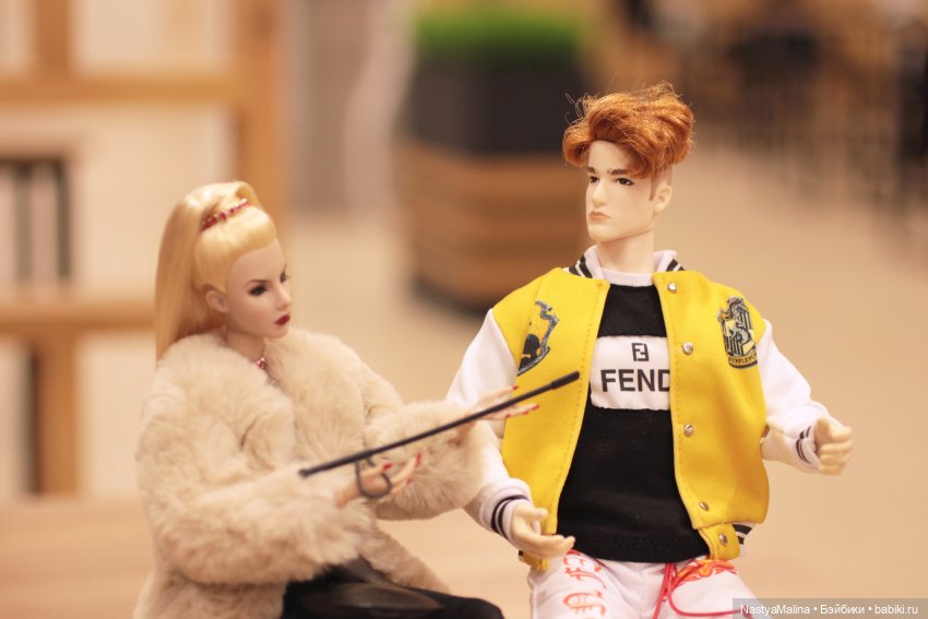 Кукловстреча! ( Генриетта едет к Хансу)