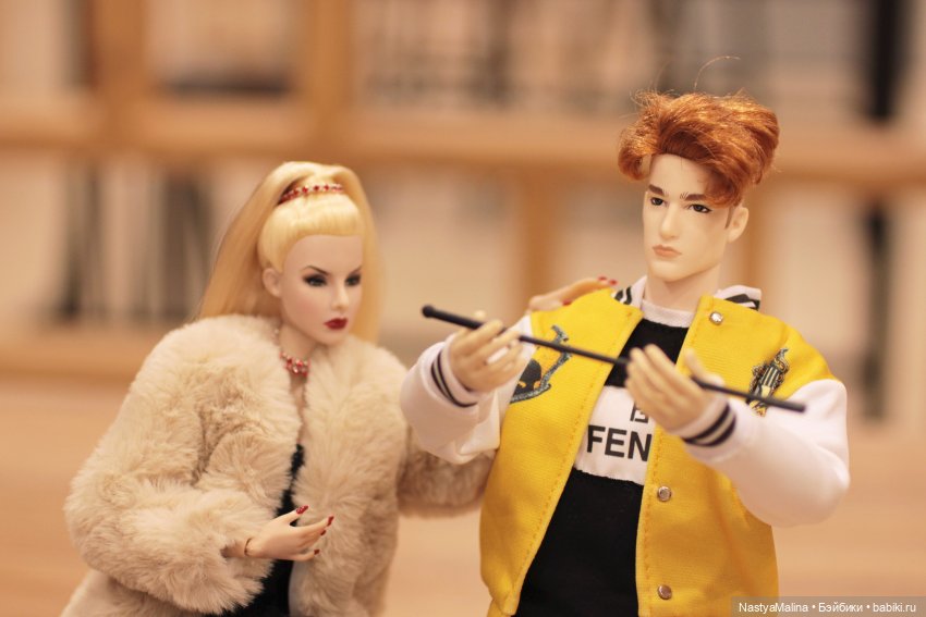 Кукловстреча! ( Генриетта едет к Хансу)