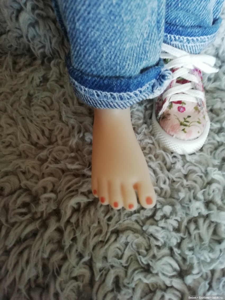 Сара Ruby Red Fashion Friends. Обзор, сравнение с Кэрол Paola Reina и мерки