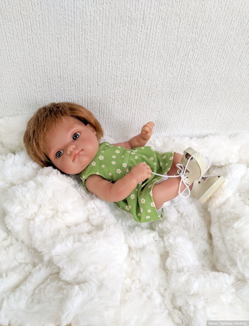 Наряды для кнопки Пепиты от Antonio Juan + выкройки | Бэйбики Наряды для кнопки Пепиты от Antonio Juan + выкройки (фото 8)