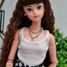 Takara Puffy AmiYumi на теле Barbie Looks petit