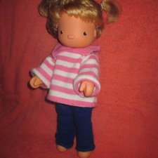 Девочки! помогите, пожалуйста, опознать куклу