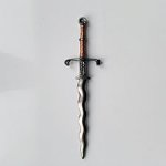 Миниатюрный меч для кукол