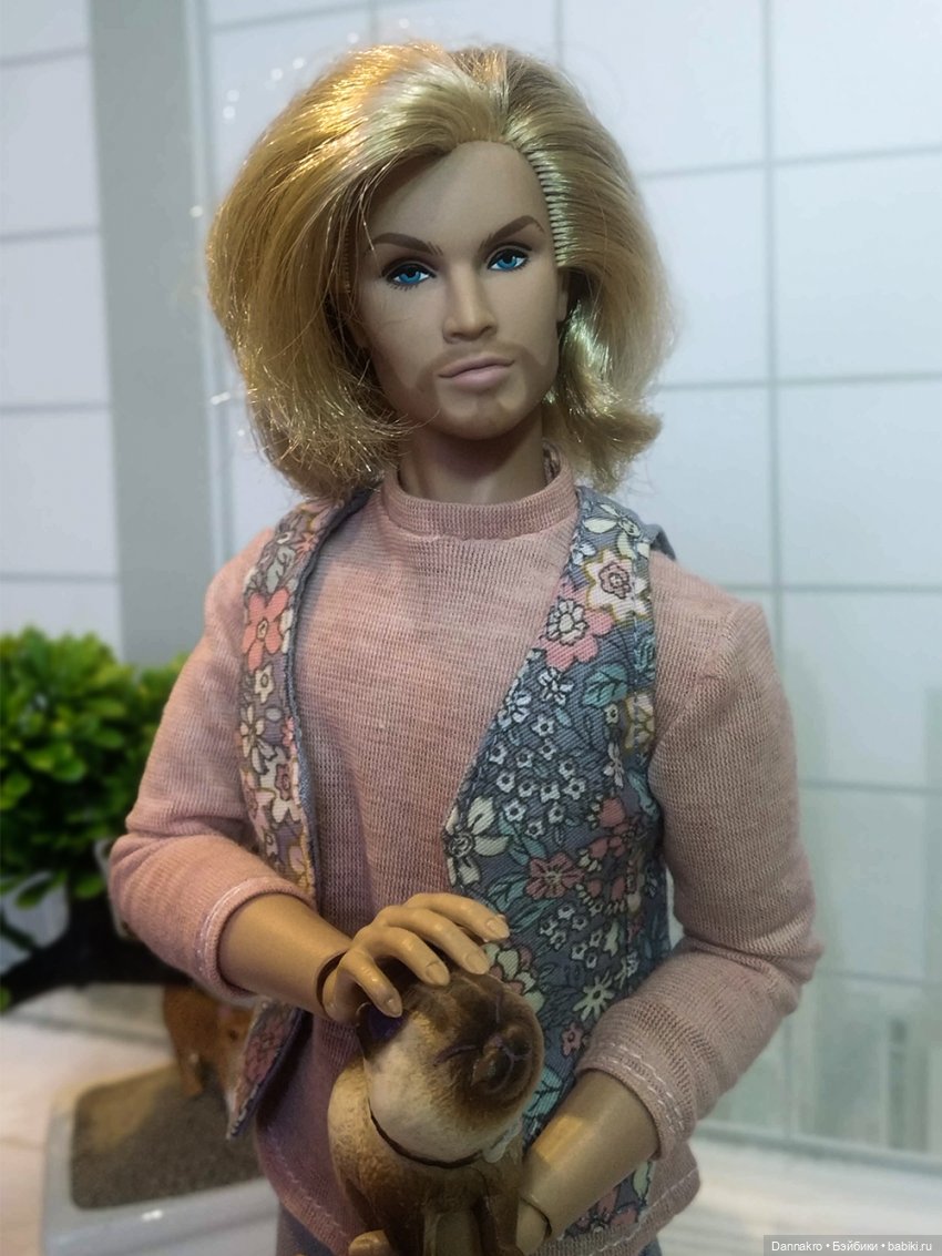 Наконец-то Престон получил обновки