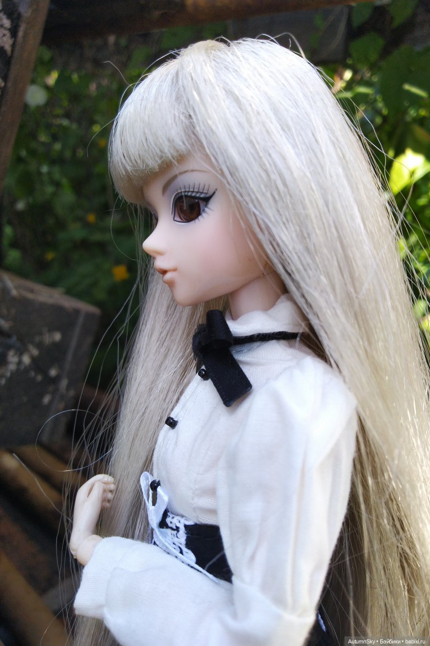 J-doll Rue De Belleville