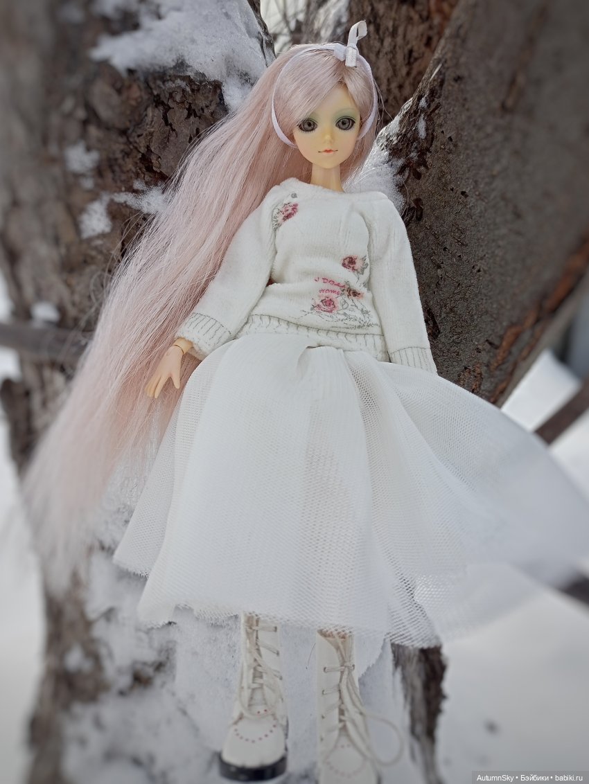 Зимняя девочка J-Doll — Куклы J