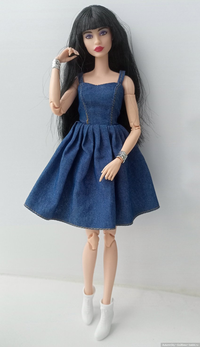 Новенькие и старенькие Барби. Просто показаться