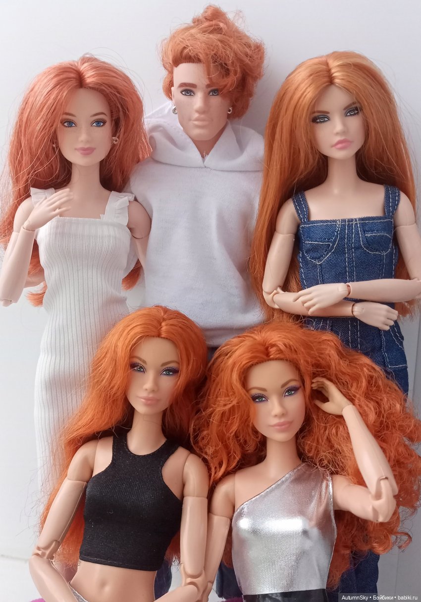 Новенькие и старенькие Барби. Просто показаться (фото 7)