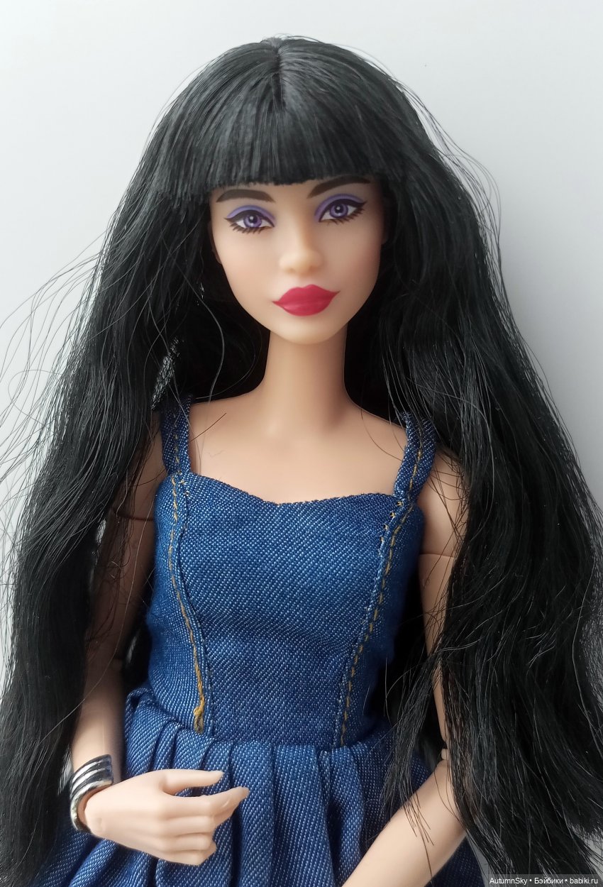 Новенькие и старенькие Барби. Просто показаться (фото 2)