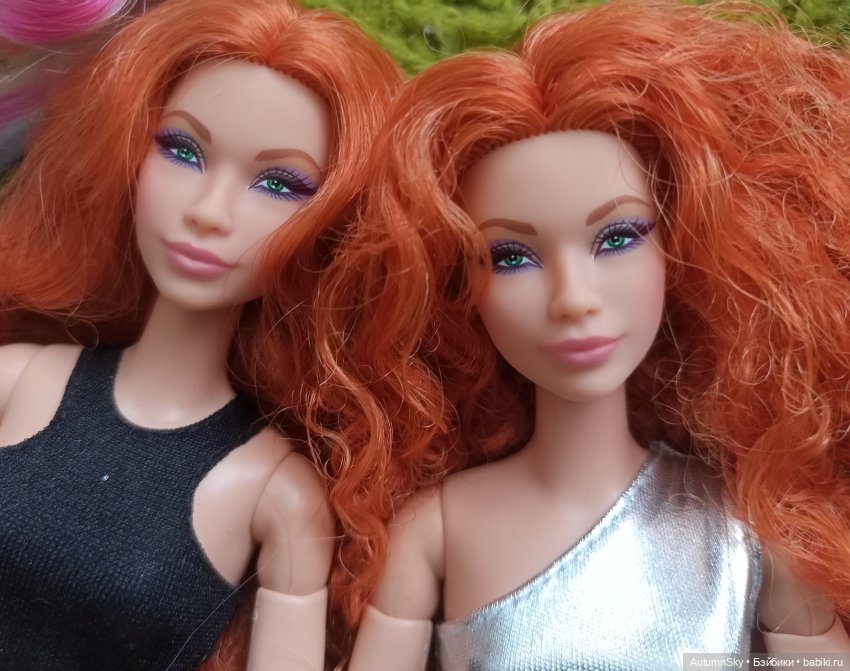 Новенькие и старенькие Барби. Просто показаться