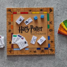 Настольная игра "Монополия. Гарри Поттер" в масштабе 1:6