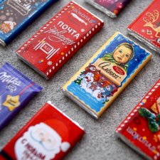 Новогодние шоколадки в масштабе 1:6