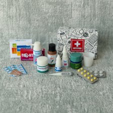 Кукольная аптечка в масштабе 1:6