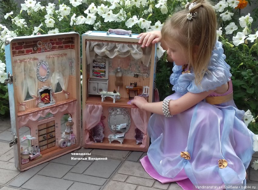 чемоданы  Натальи Вандиной