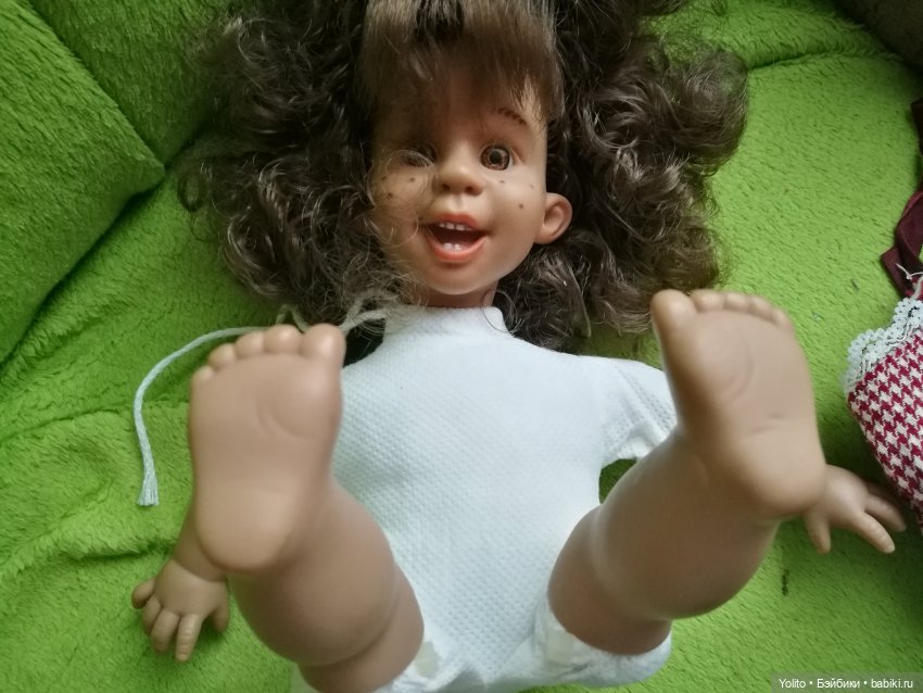 На моей улице перевернулся грузовик с