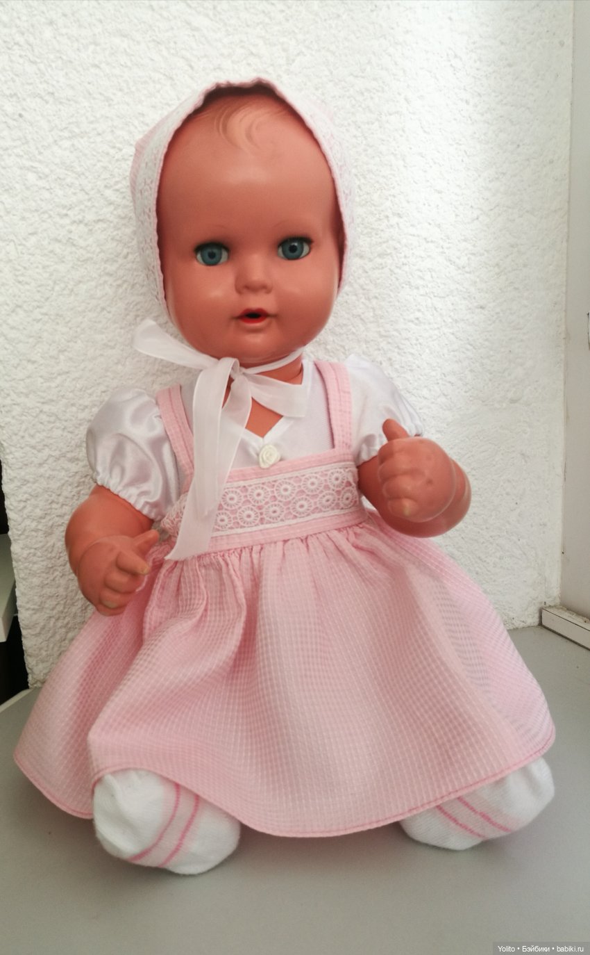 Schildkröt Ида на прогулке