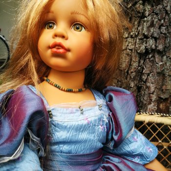 Загадочная незнакомка