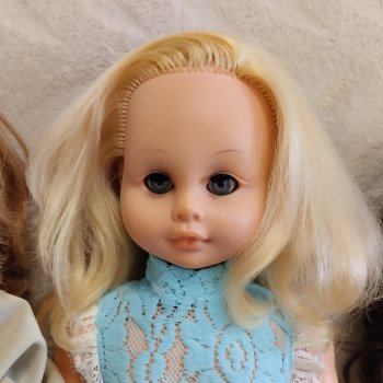 Сравнение кукол ГДР и ФРГ разных производителей