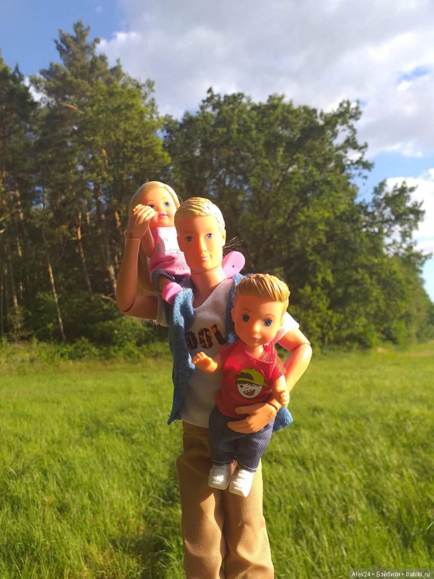 И я хочу на ручки !