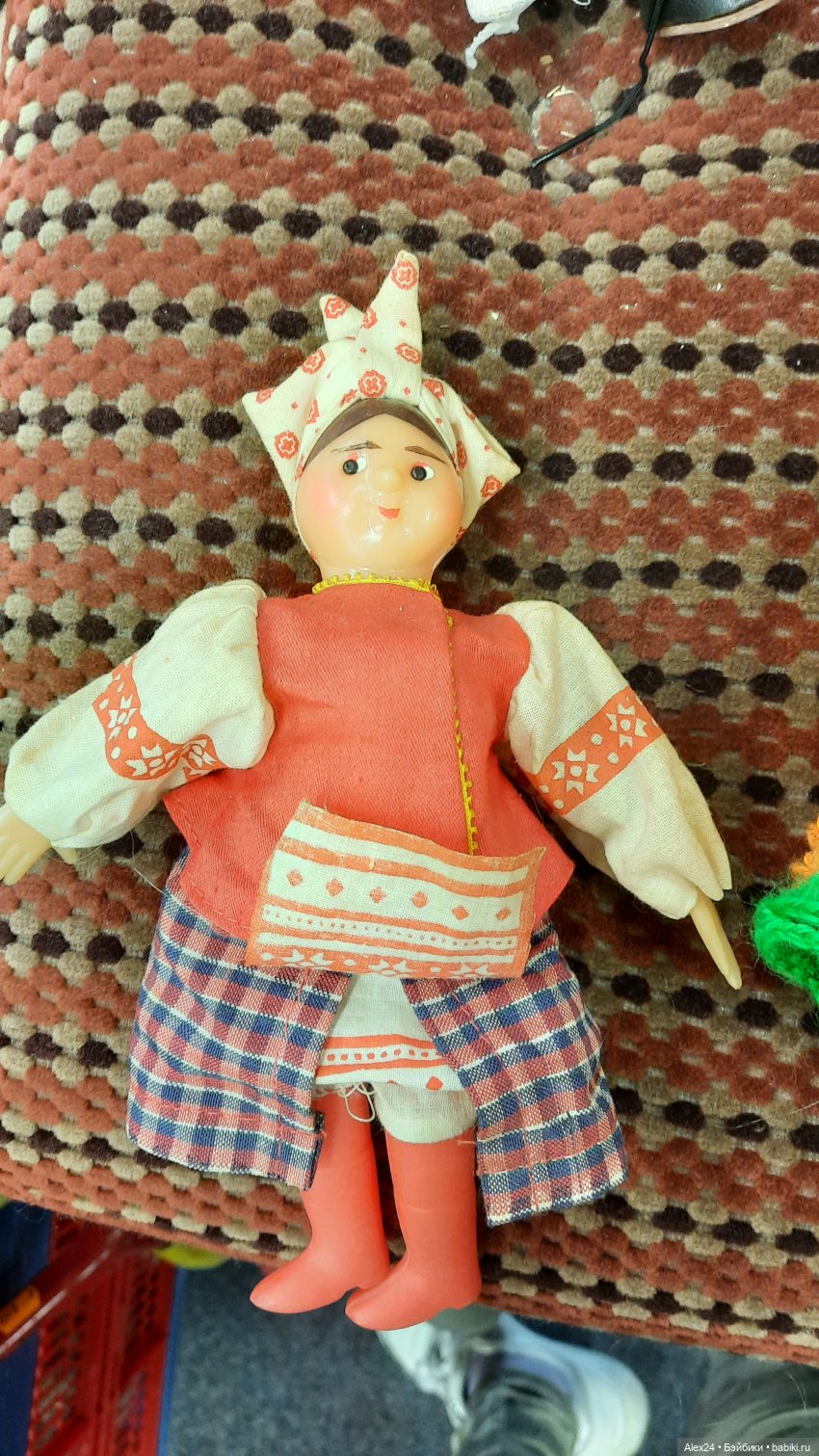 Магазин подержанных вещей ( часть 1)