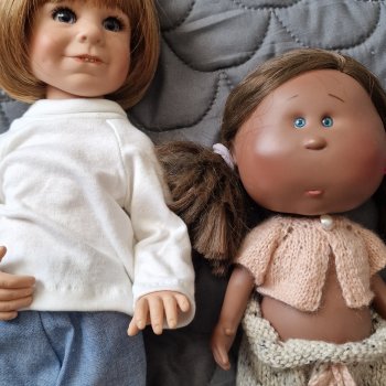 Возможно, последние куклы в моей коллекции: Попрыгунья Good-Krüger Puddle Jumper и мулатка Мия Nines d'Onil