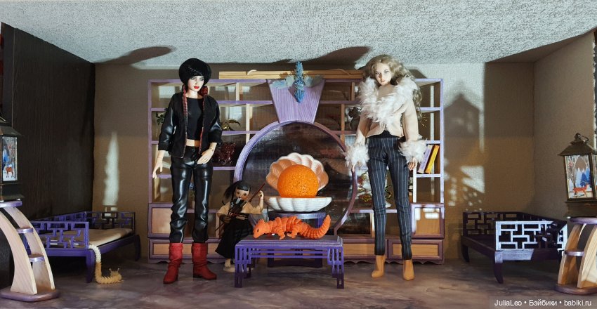 Не дать, ни взять... Две королевны (фото 3)