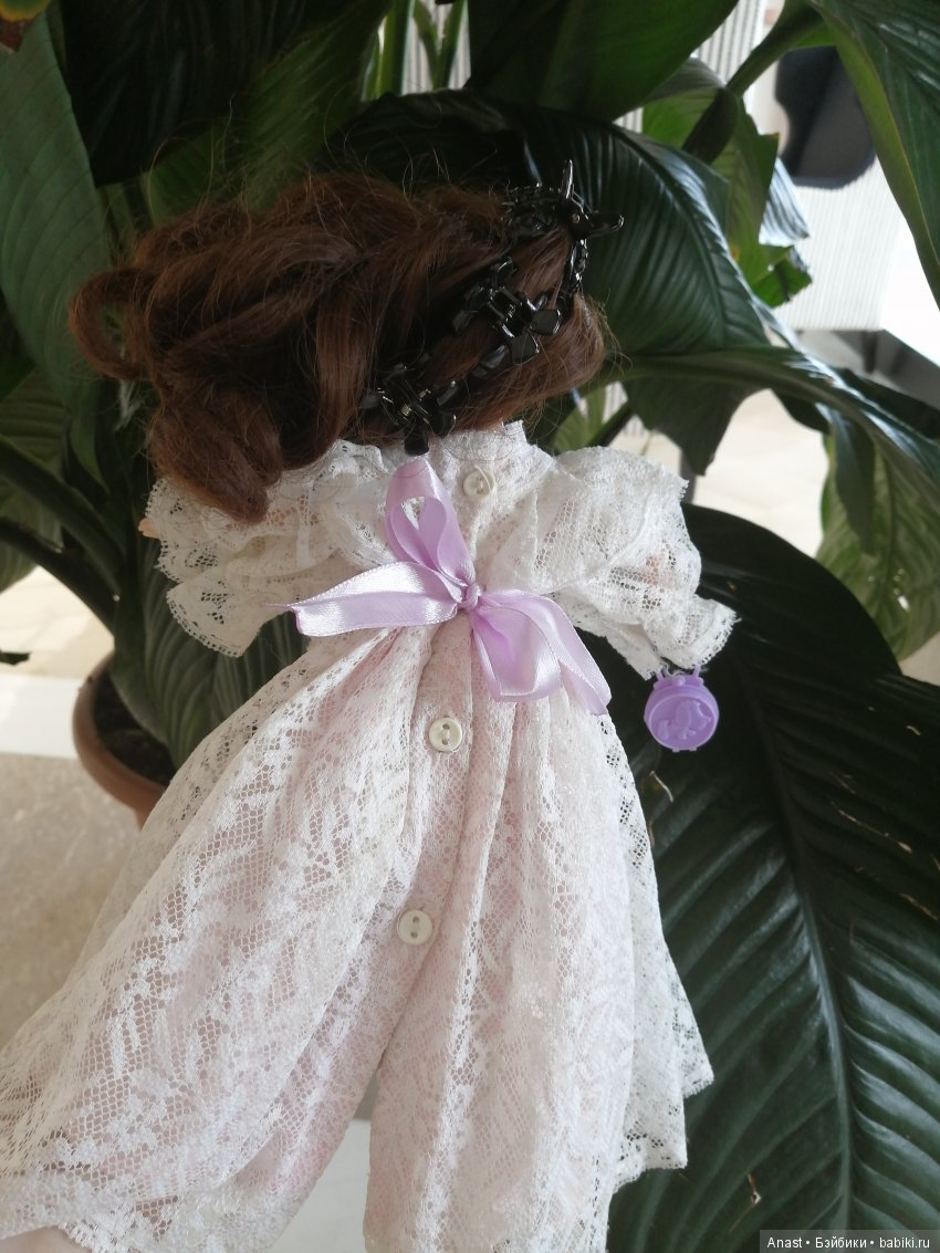 Музей винтажных платьев. Кружевное белое платье (фото 2)