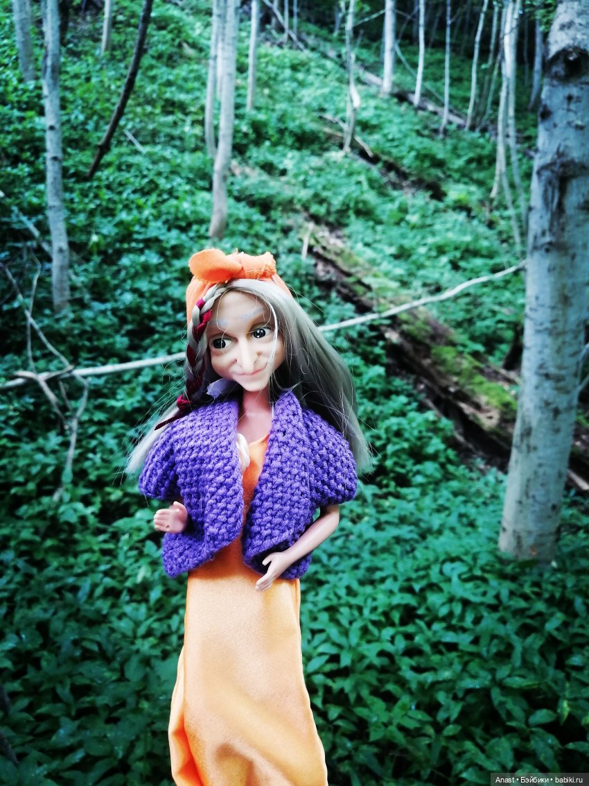 Стильная Баба Яга на отдыхе (фото 2)