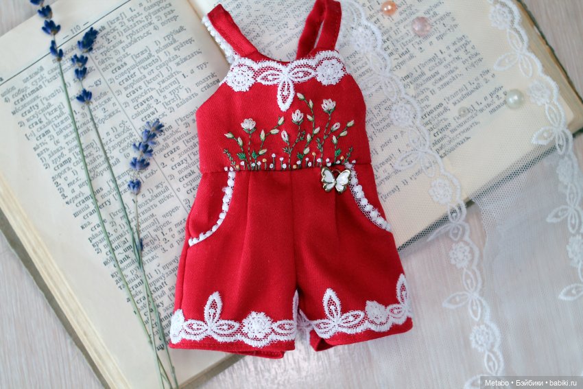 Давние цветочки — Одежда и обувь для кукол своими руками: фото