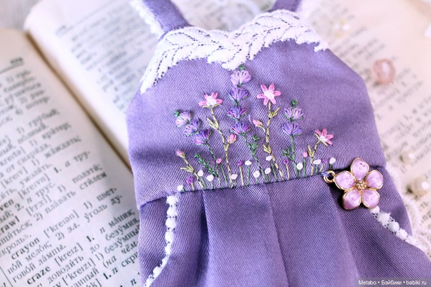 Давние цветочки — Одежда и обувь для кукол своими руками: фото