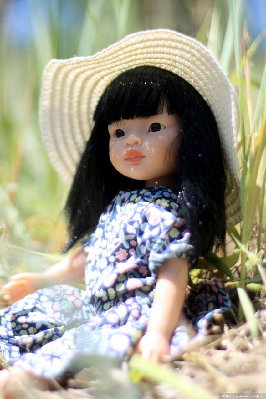 Лиушка на природе — Куклы Paola Reina (Паола Рейна): новинки (фото 7)