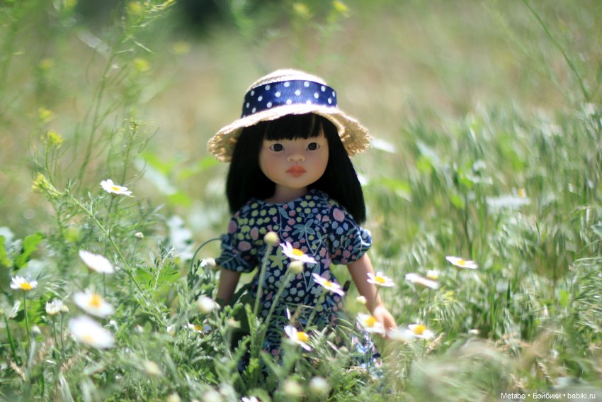 Лиушка на природе — Куклы Paola Reina (Паола Рейна): новинки