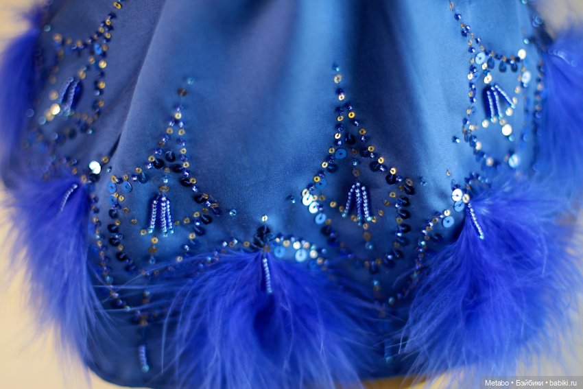 Работа над небольшой коллекцией платьев