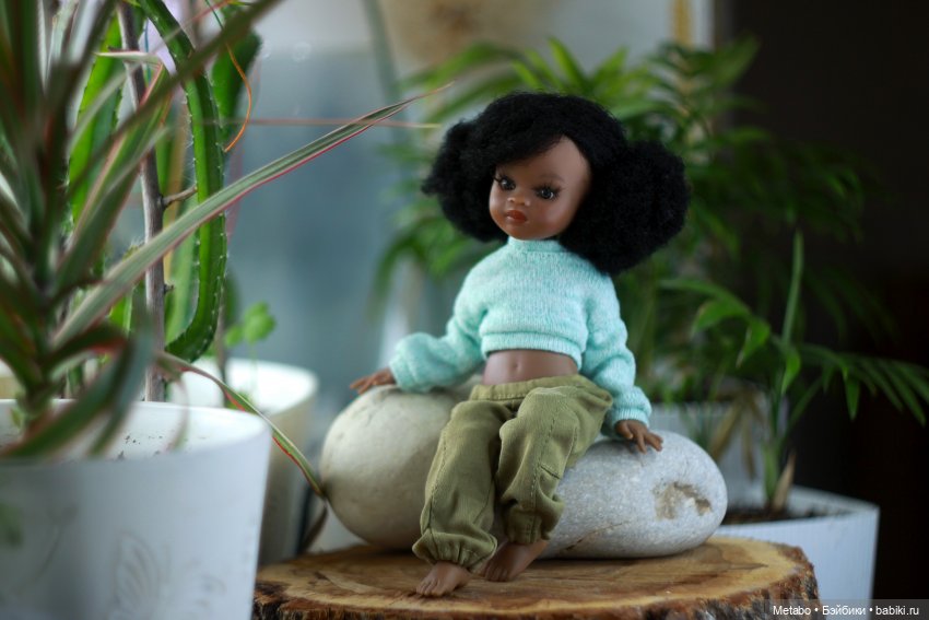 Кроп-худи и джинсы с карманами для Мелкой | Бэйбики Кроп-худи и джинсы с карманами для Мелкой (фото 8)