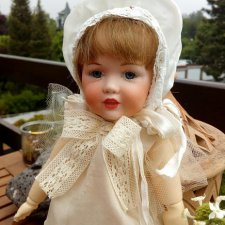 Первое платье для Хильды