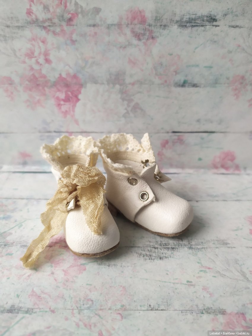 Обувь на разных куколок — Одежда и обувь для кукол своими руками: фото
