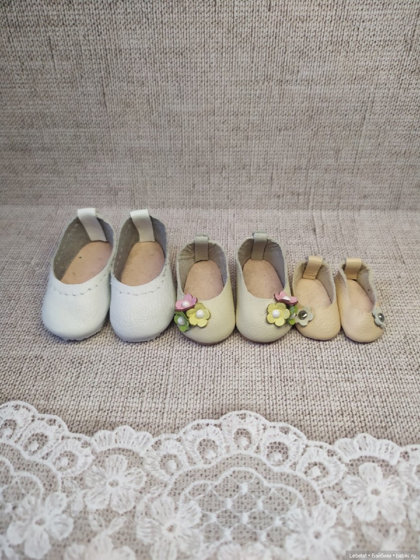 Обувь на разных куколок — Одежда и обувь для кукол своими руками: фото