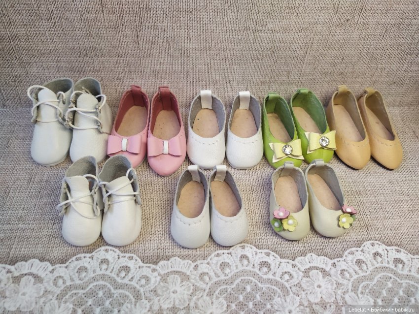 Обувь на разных куколок — Одежда и обувь для кукол своими руками: фото (фото 10)