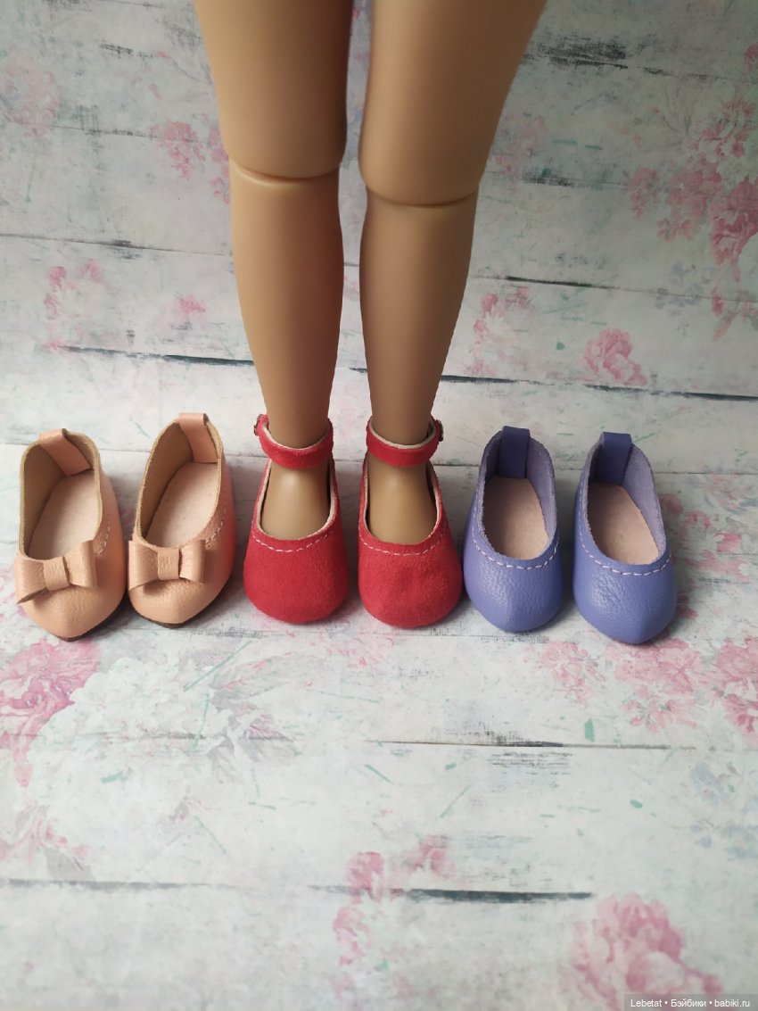 Обувь на разных куколок — Одежда и обувь для кукол своими руками: фото (фото 4)