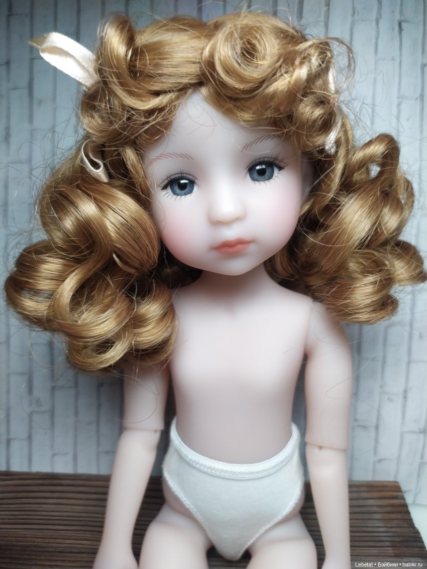 Василиса — Куклы Ruby Red (Руби Ред) Fashion Friends: Siblies (фото 4)