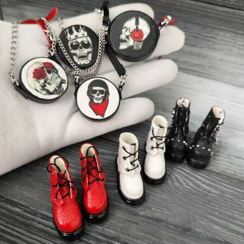 Творчества безумие... Матрехмэн,черепушки и тд