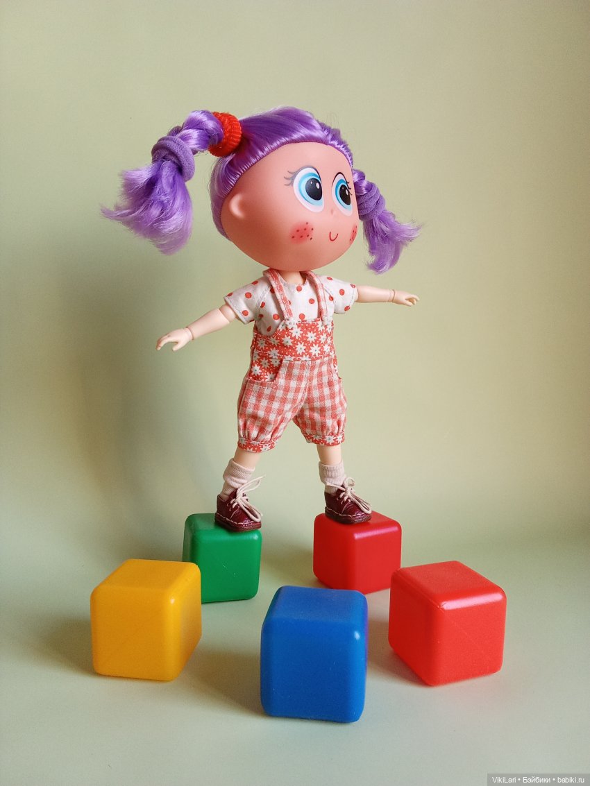 Фиолетовое чудо с огромными глазами (фото 7)