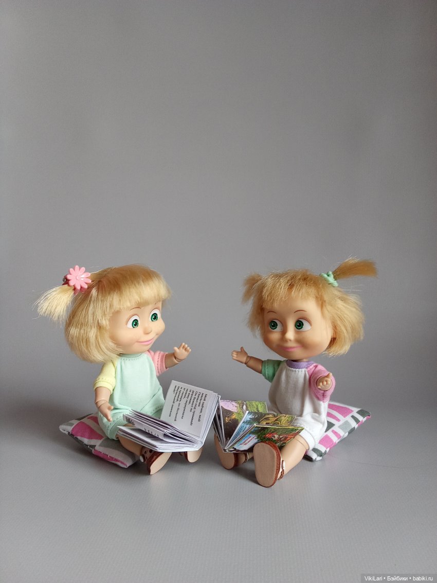 Машины книжки — Куклы Маша и Медведь (Simba): Маша в кармашке (фото 5)