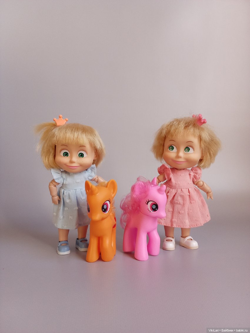 Игра в принцесс — Куклы Маша и Медведь (Simba): Маша в кармашке