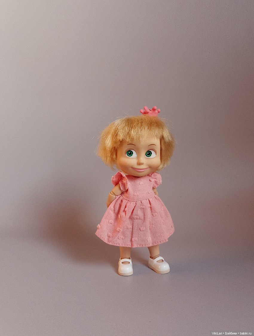 Игра в принцесс — Куклы Маша и Медведь (Simba): Маша в кармашке