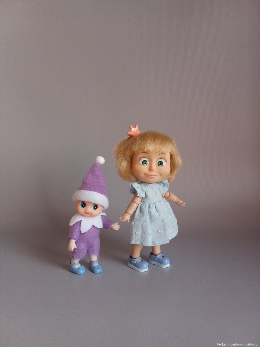 Игра в принцесс — Куклы Маша и Медведь (Simba): Маша в кармашке (фото 8)