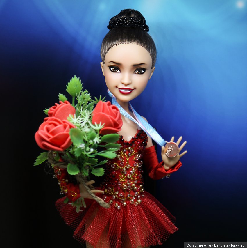 Кукла в образе Алины Загитовой